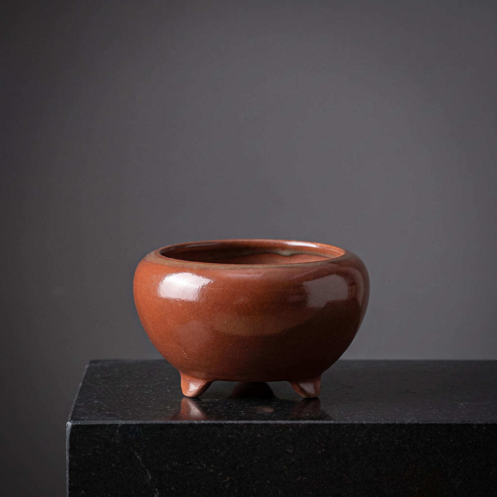 Footed Stoneware Bonsai Bowl — Terracotta Ember - packshot