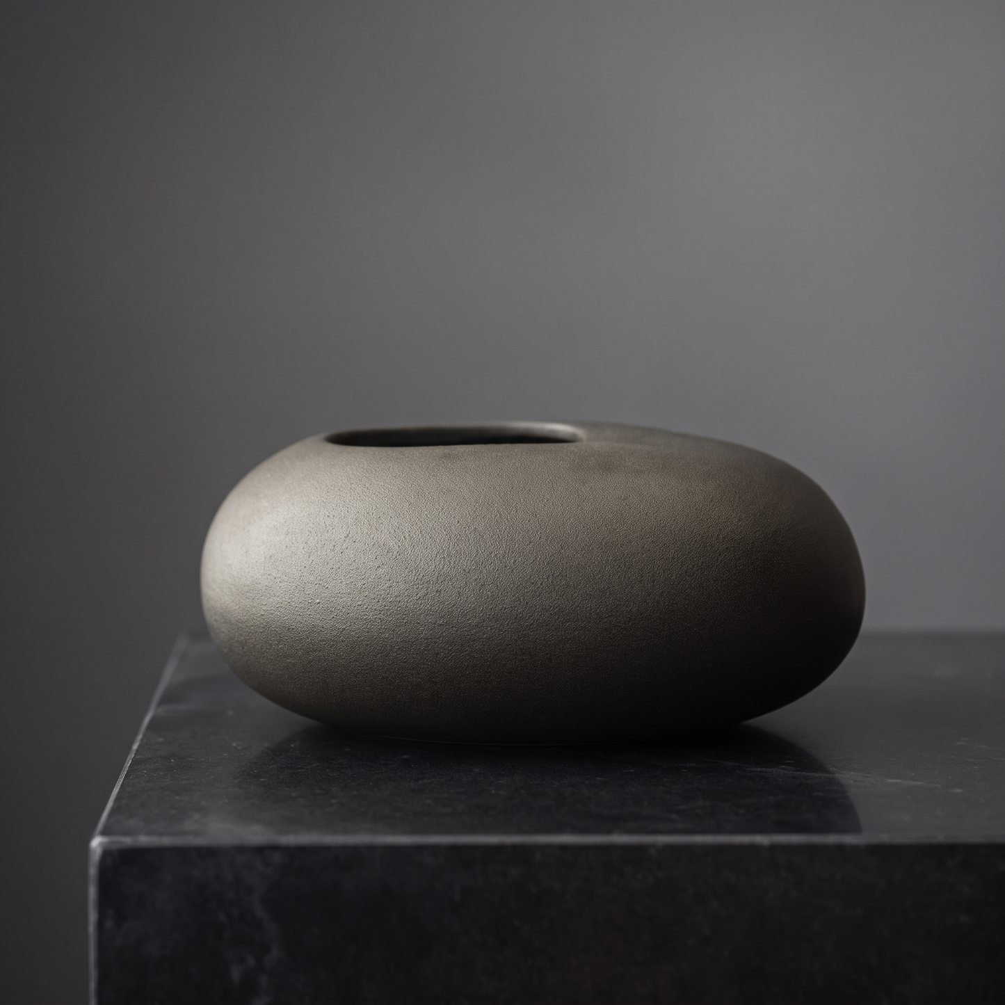 Pebble Ellipse Vase — Speckled Weathered Bronze - packshot