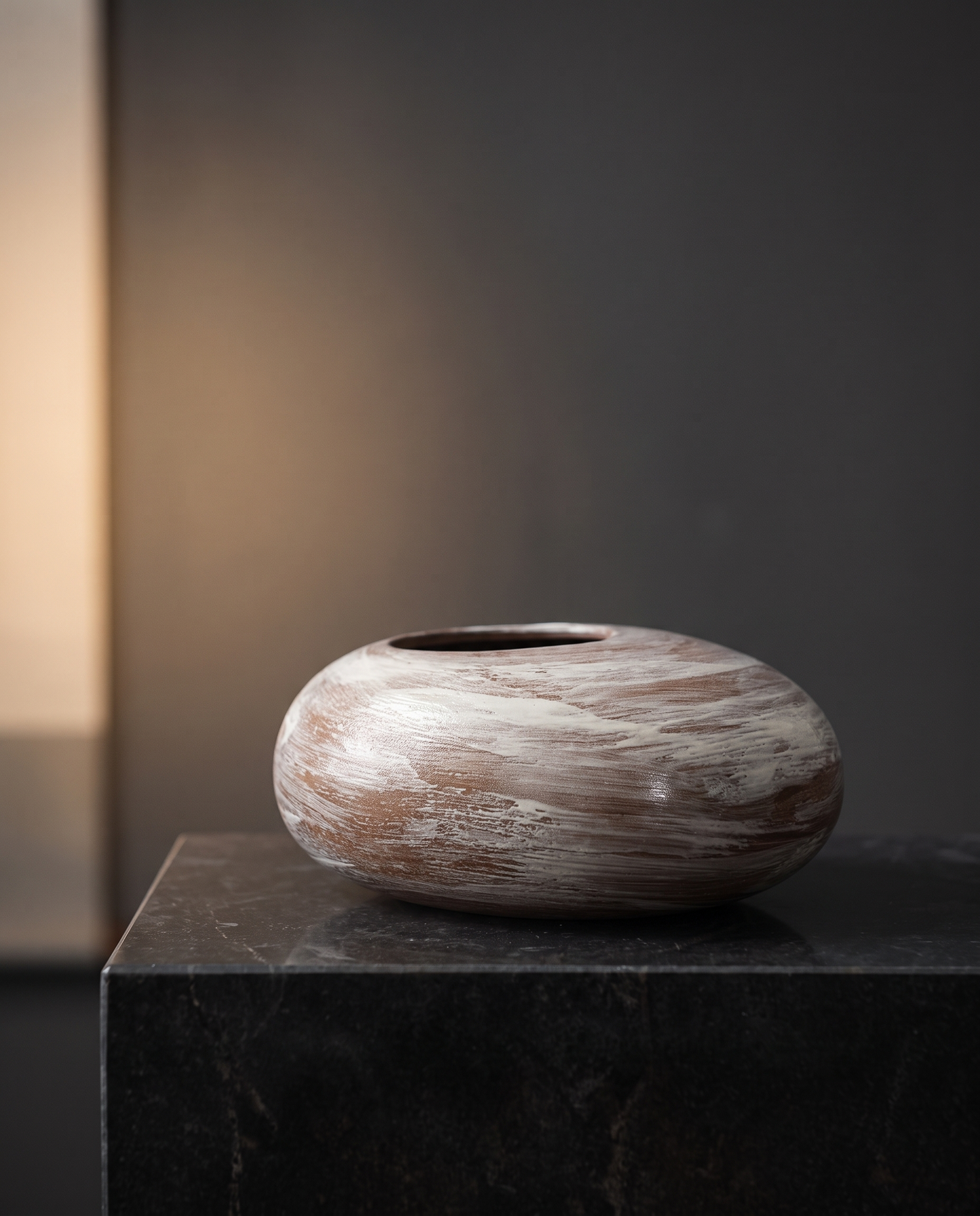 Pebble Ellipse Vase — Speckled Weathered Sand - lifestyle