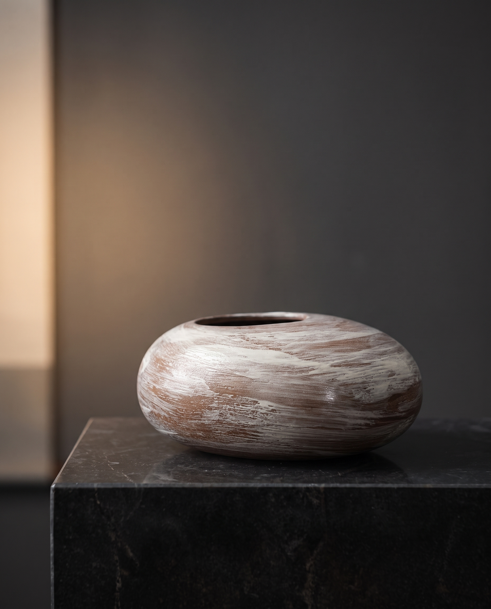 Pebble Ellipse Vase — Speckled Weathered Sand - lifestyle