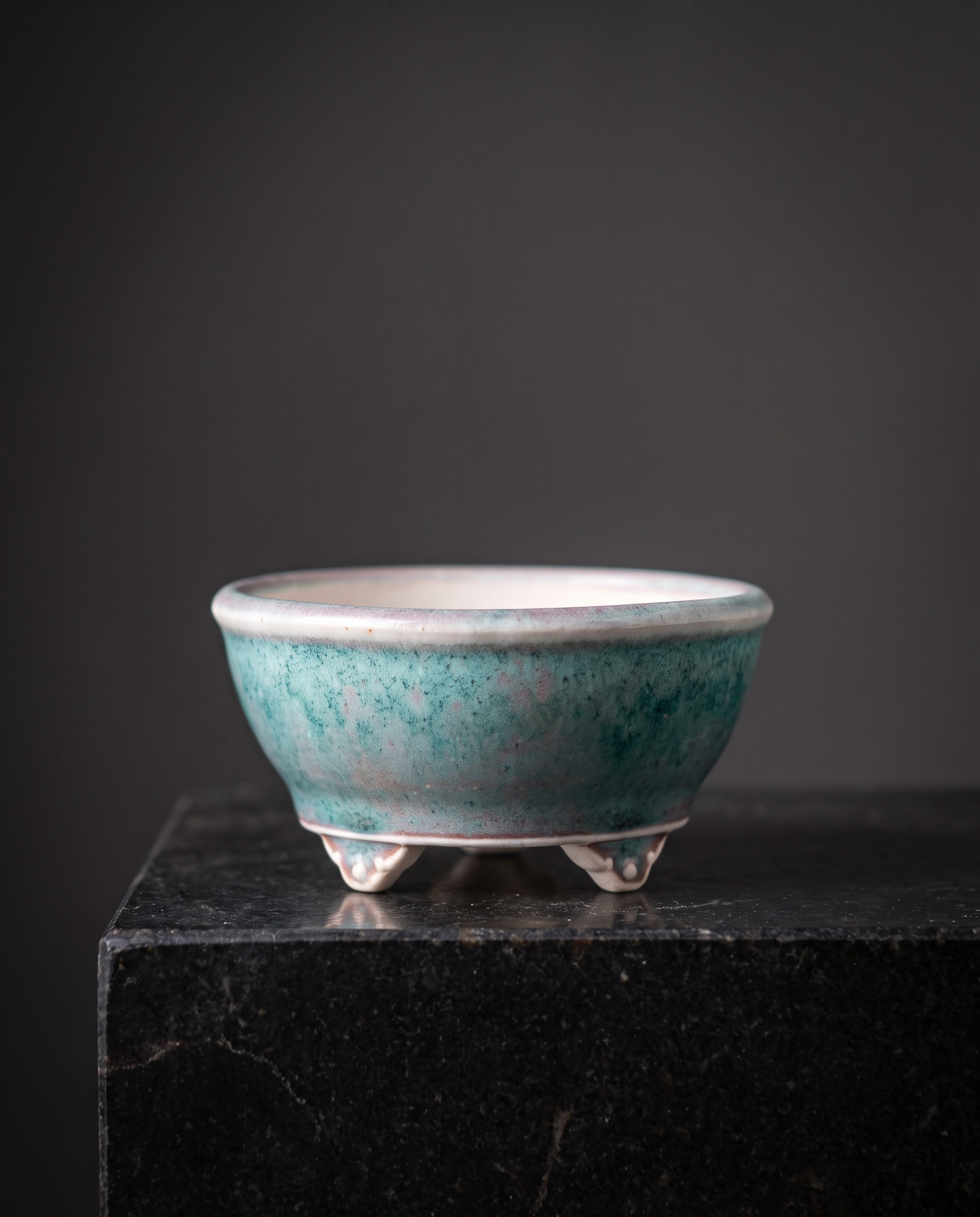 Cloud-Foot Begonia Bonsai Pot — Moss Green - lifestyle