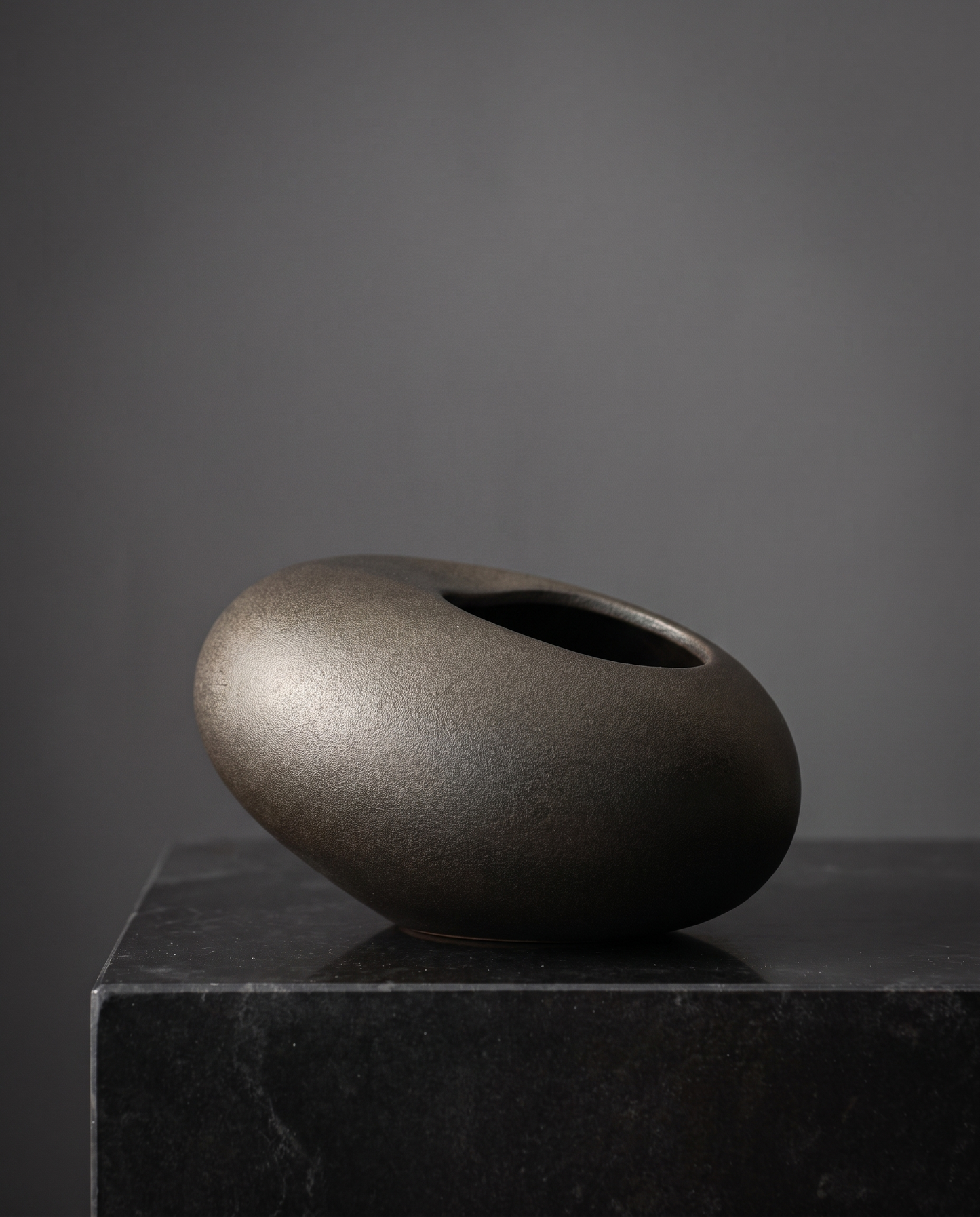 Pebble Ellipse Vase — Speckled Weathered Bronze - lifestyle