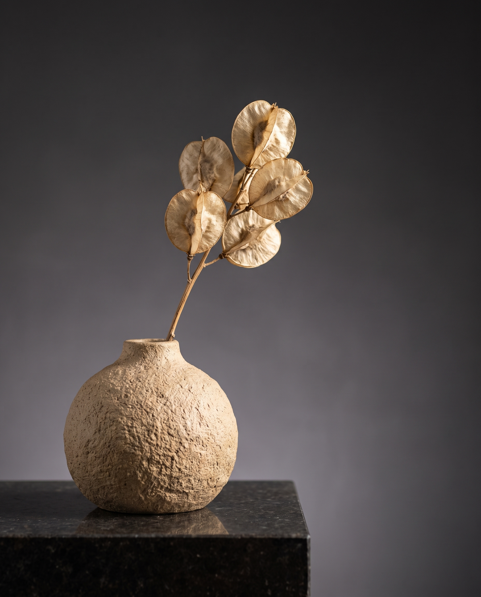 Handmade Stoneware Vase — Pebble Knoll - lifestyle